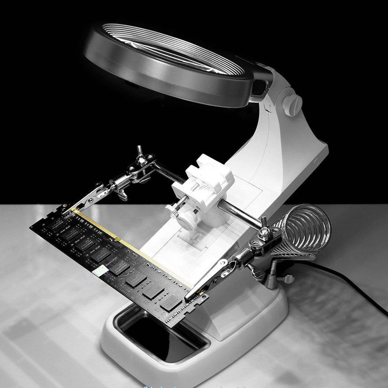 Soldering Helping Hand with Stand & Magnifier Inspire Uplift