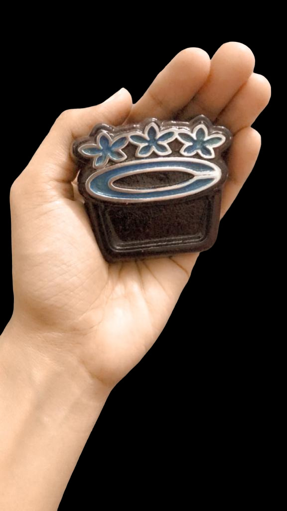 Buy Toyota Corolla Axio 2012-2019 Front Grill Logo In Pakistan - Foto 3