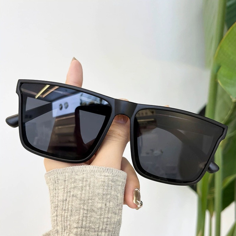 Fashion Glasses for Men & Women Street Style Clear Lens Eyewear