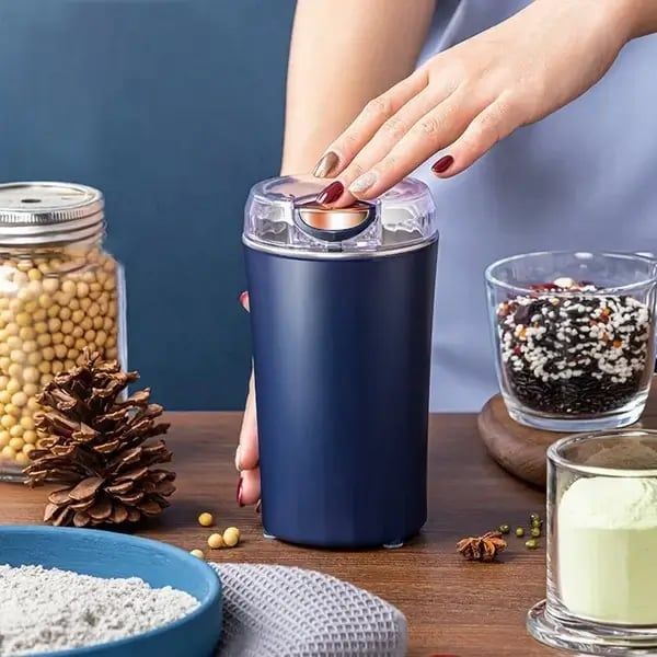 Portable Electric Grinder, Fast Grinding Coffee & Seasoning Crusher Grinder