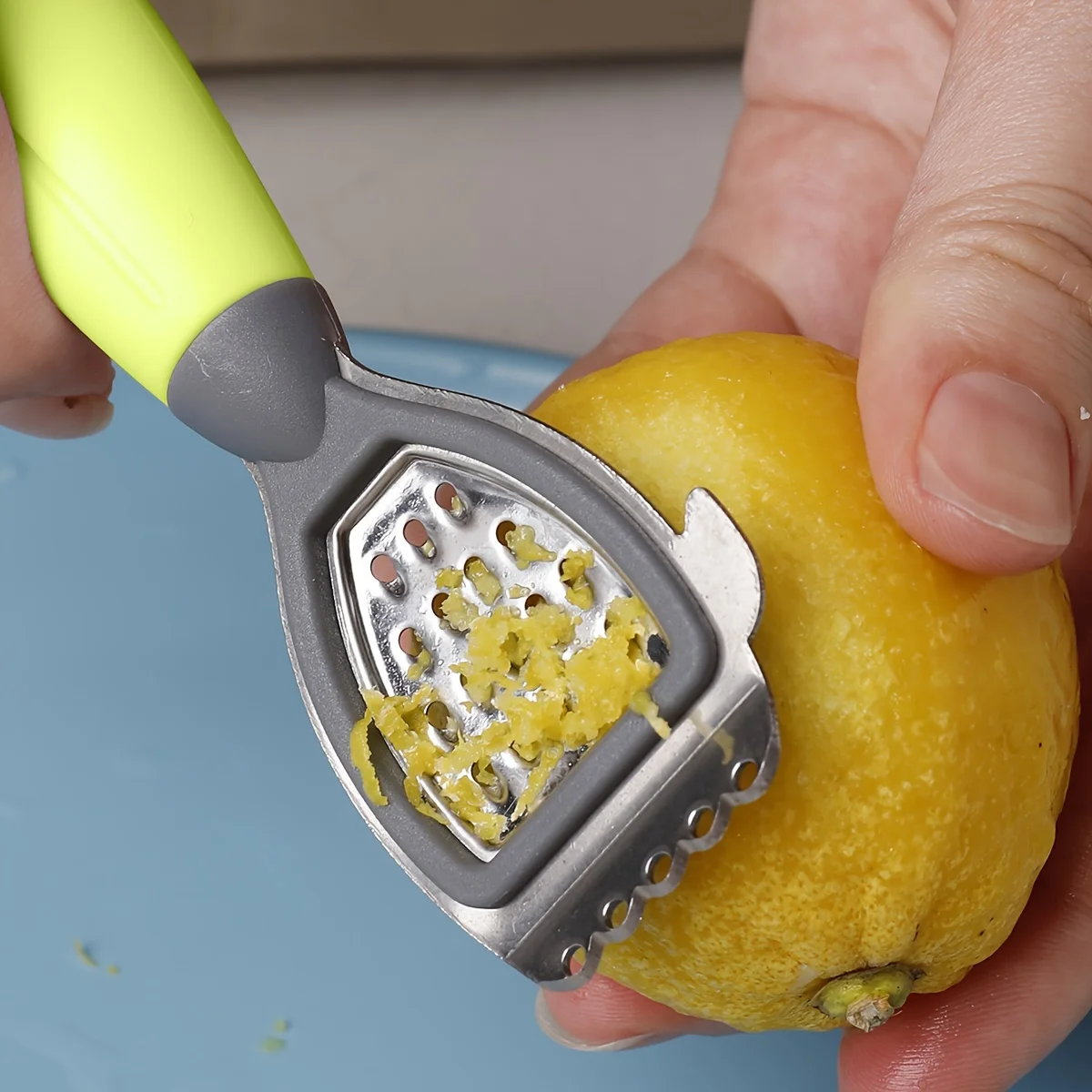 Multifunctional Lemon Zester & Juicer with Stainless Steel Blade for Easy Citrus Grating