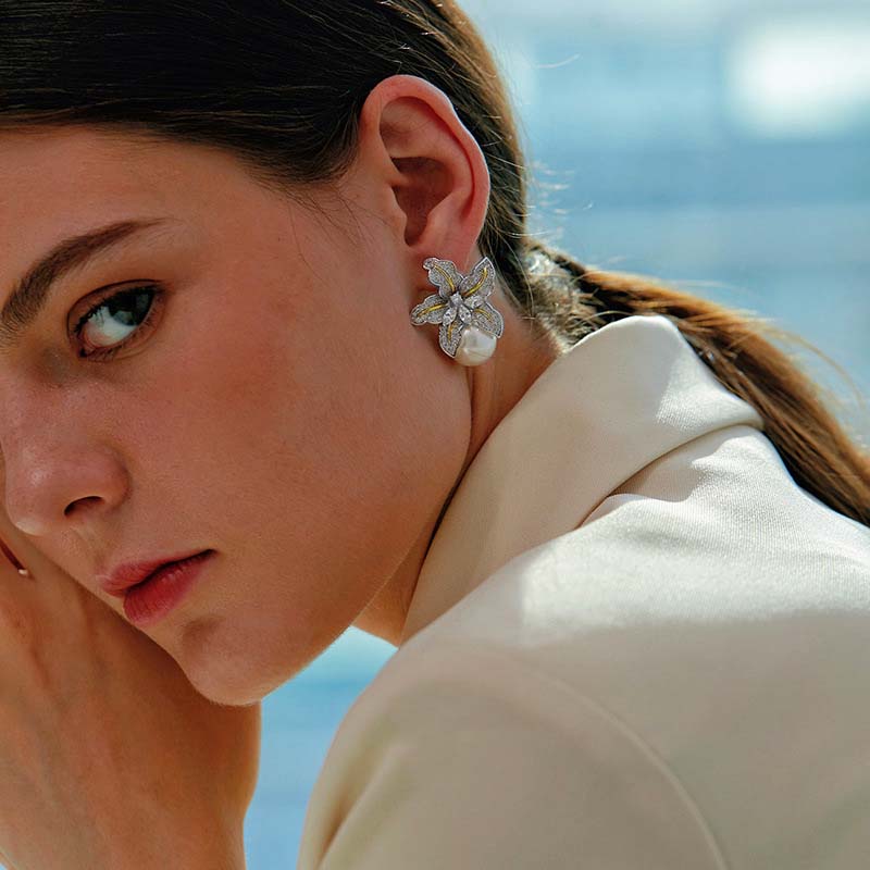 Luxe Pearl Blossom Zircon Earrings for Women Elegant Wedding & Bridal Jewelry