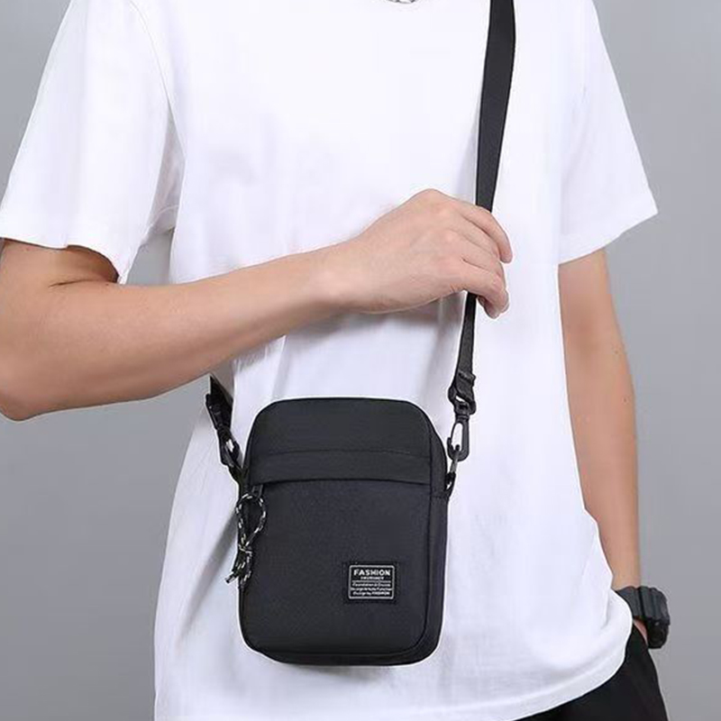 Minimalist Nylon Crossbody Bag for Men Lightweight Casual Shoulder Messenger Bag