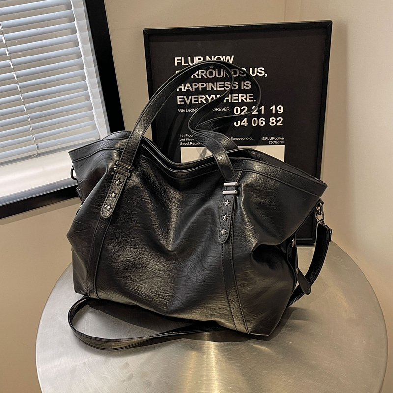 Elegant Soft PU Leather Tote Bag Large Capacity Crossbody Shopper for Women