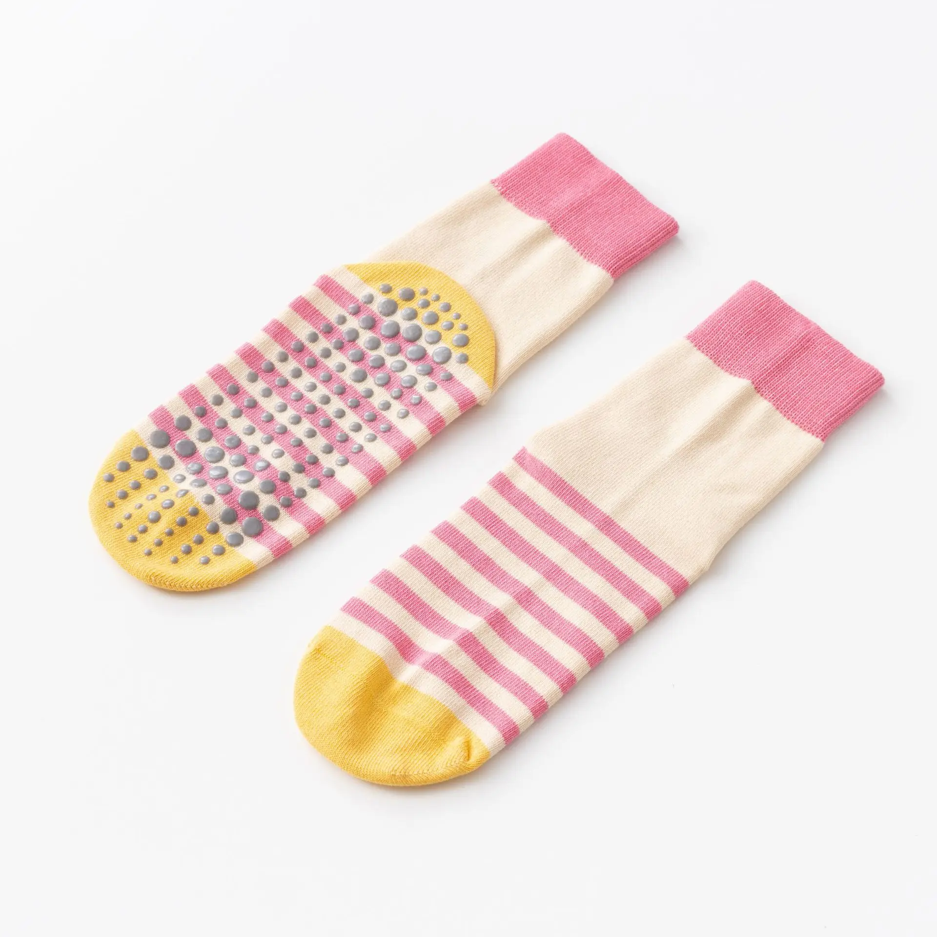 Womens Non Slip Yoga Socks Striped Cotton Pilates Grip Socks for Gym Dance and Indoor Workouts