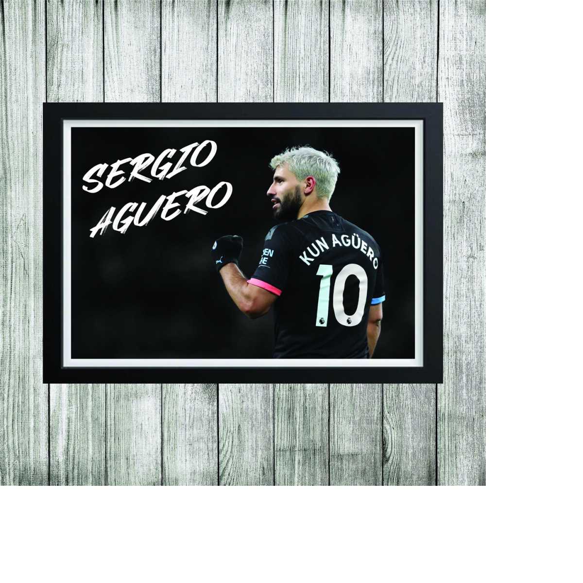 HWC Trading Sergio Aguero A4 Senza Cornice Firmato Regalo Visualizzazione Delle Foto Print Immagine Autografo Stampato Per Manchester City Tifosi Di Calcio