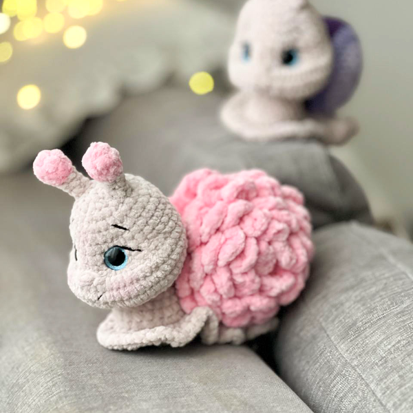crochet-pattern-snails-inspire-uplift