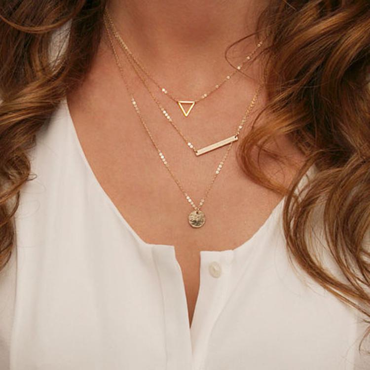 Elegant Bird Pendant Necklace with Leaf Design Nature Inspired Statement Necklace for Women