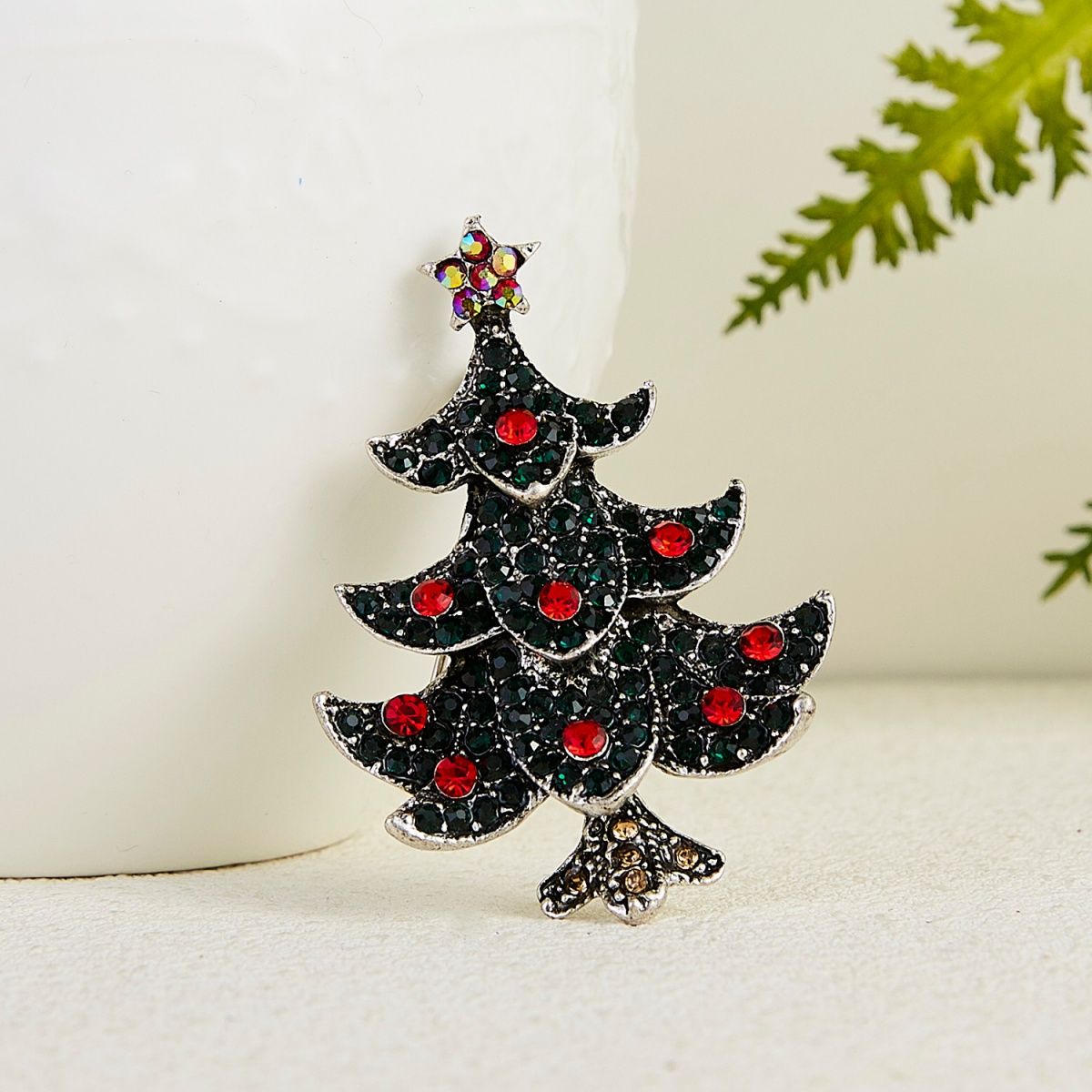 Christmas Tree Enamel Brooches, Vintage Full Rhinestone Star, Pins Xmas Tree Badge, Holiday Coat Bag Jewelry Gifts