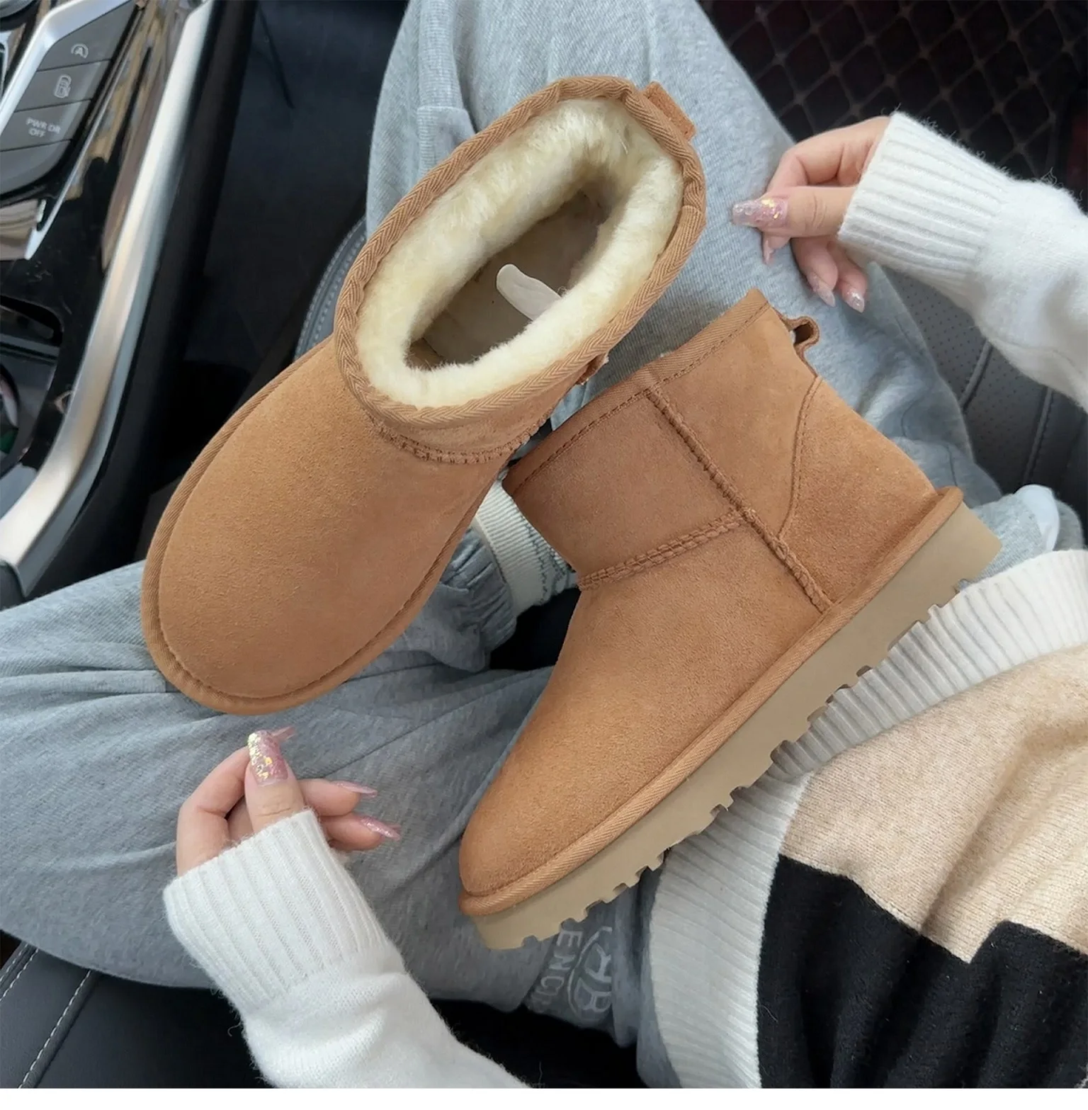 Winter Thick and Warm Boots for Women and Men, Real Leather and Fur, Mens and Women's Sheepskin and Wool Integrated
