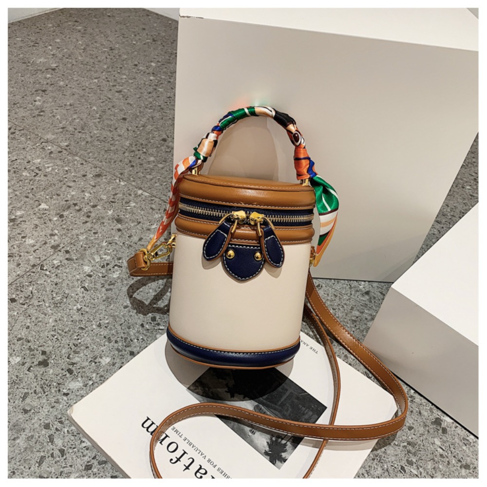 Exquisite PU Leather Bucket Bag for Women, New Cylinder Portable Hand Bag, Large Capacity Shoulder Crossbody Bag