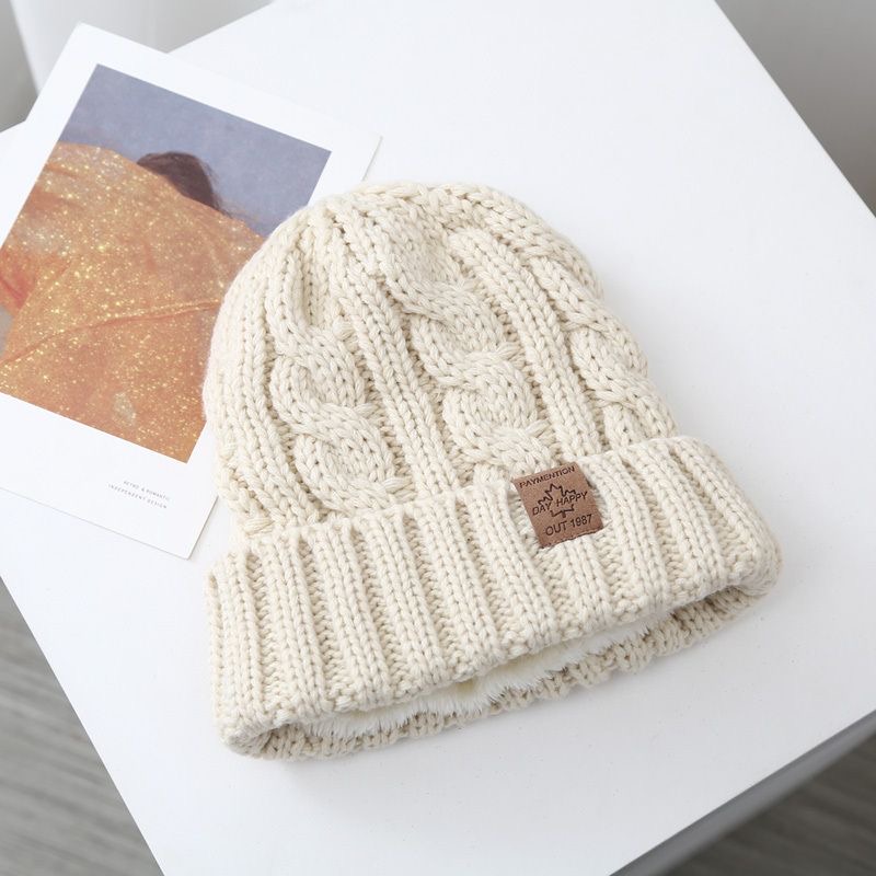 New Unisex Winter Hats, Warm Beanie Cap, Add Fur Lined Design, Casual Maple Leaf Label, Knitted Hats for Men and Women
