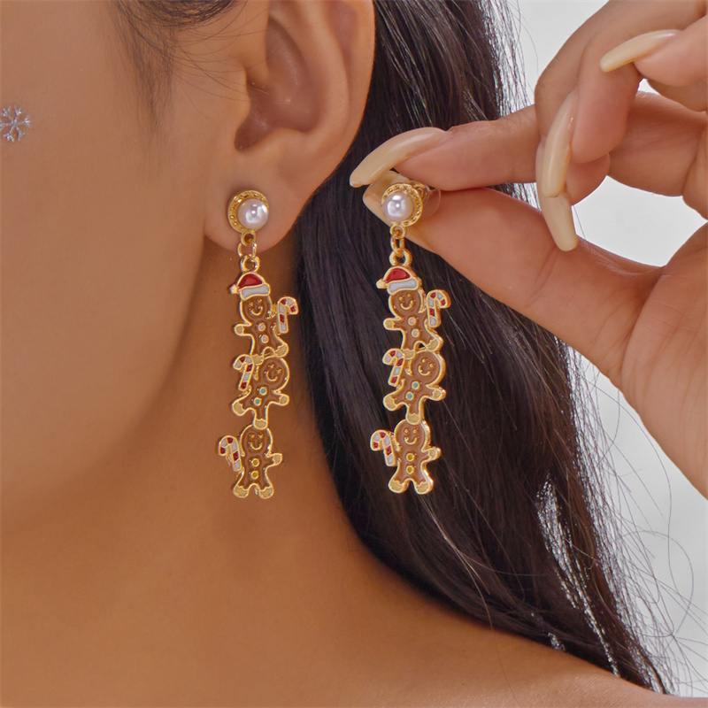 Cute Colorful Heart Gingerbread Drop Earrings for Women Funny Enamel Santa Claus Snowman Earrings Christmas Holiday Jewelry Gift
