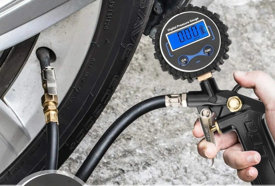 Digital Tire Inflator Gauge, LCD Display, Air Compressor Chuck for Truck/Car, Accurate Pressure Measurement