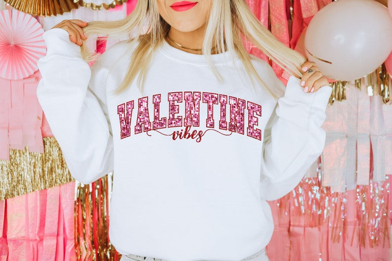 XOXO Sparkly Faux Sequins Valentines Day Png | Inspire Uplift