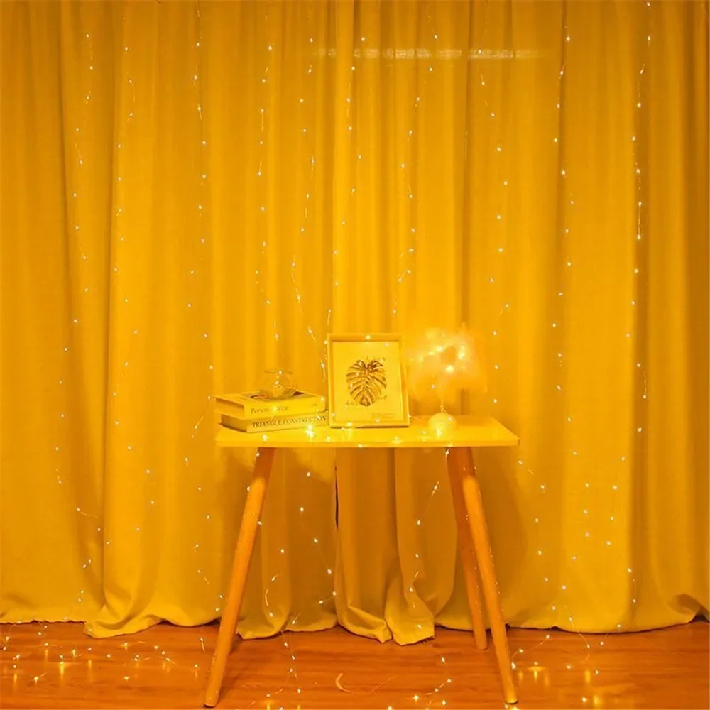 LED Curtain Lights with Remote Control – USB Powered Holiday Christmas Decorations for Home, Wedding & Party