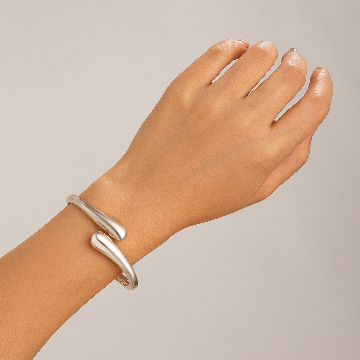Geometric Gold Wide Metal Bangle Water Drop Twisted Cuff Bracelet