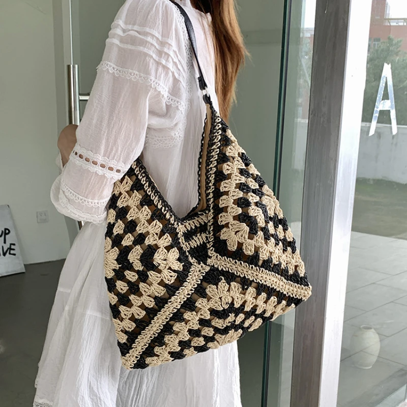 Woven Straw Shoulder Bag Large Capacity Summer Beach Tote