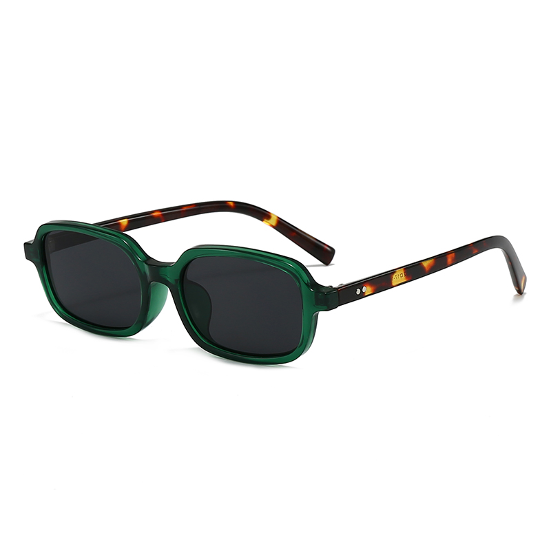 Retro Rivet Narrow Eyewear: vintage rectangle sunglasses with Protection and leopard frame sunglasse