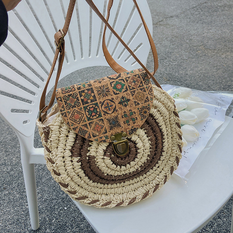 Chinoiserie Straw Woven Large Capacity Messenger Bag