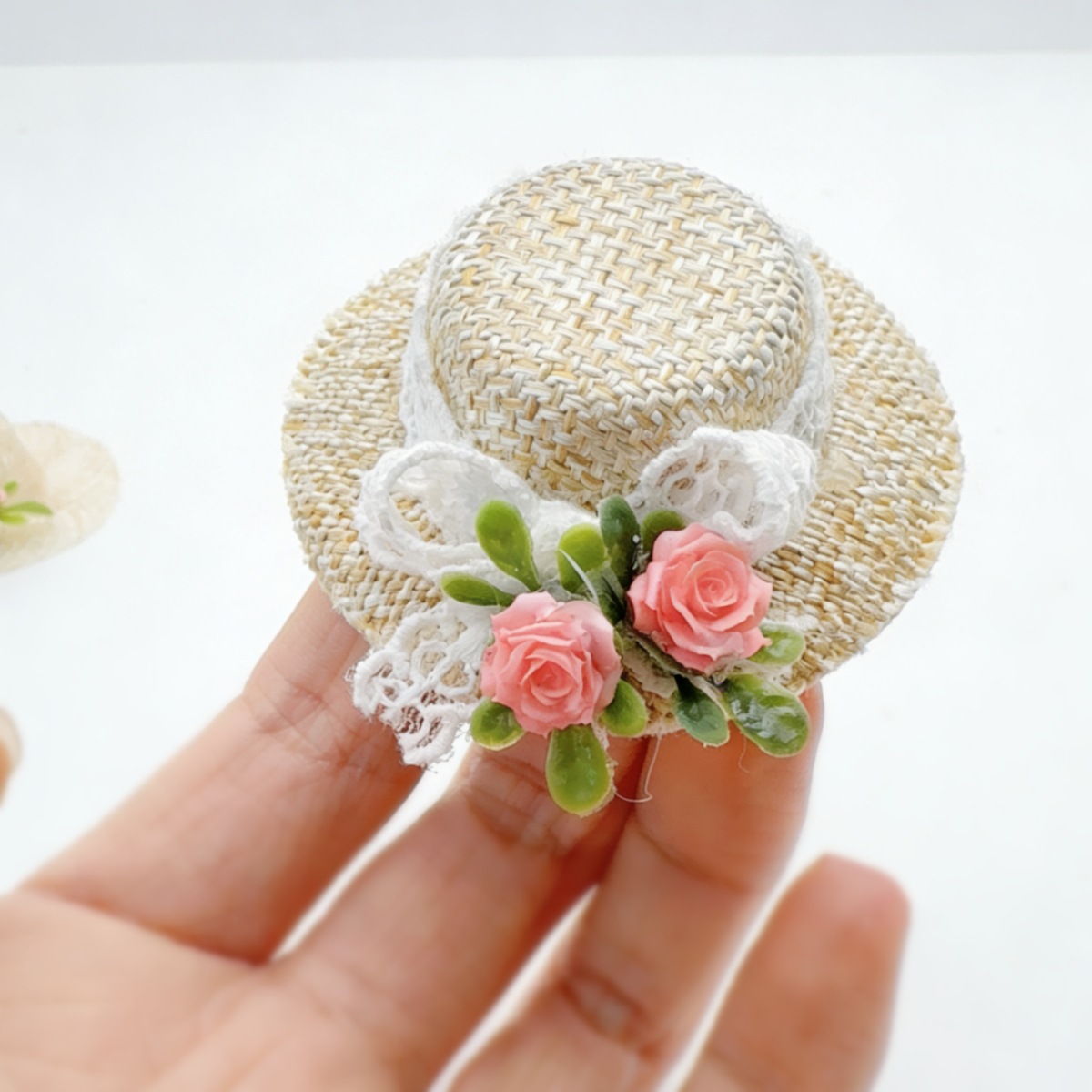 Miniature Hand-Woven Straw Hat for Dollhouse Decor and DIY Crafts