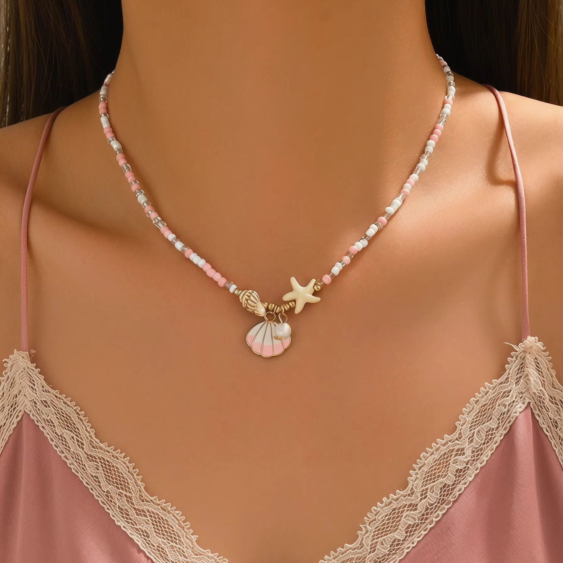 Boho Beach Necklace with Starfish and Faux Pearl Pendant – Trendy Summer Beaded Choker for Women