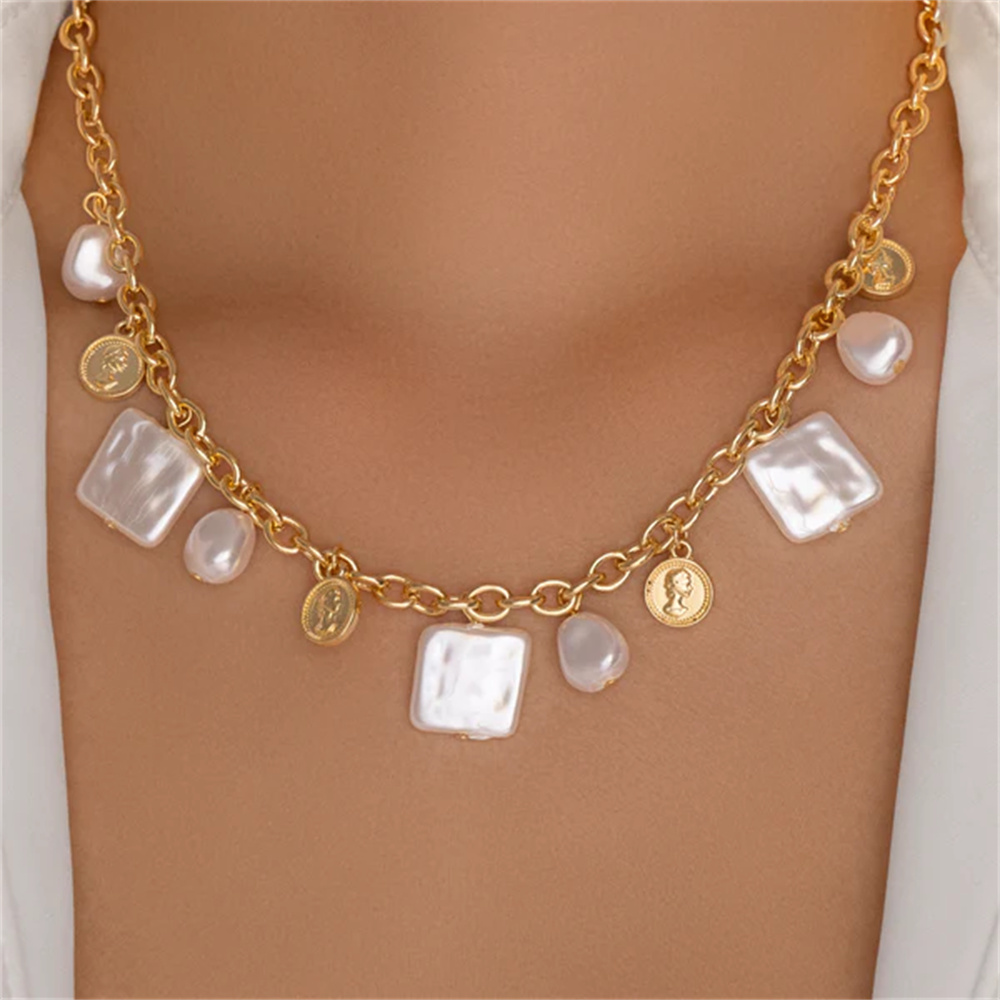 Boho Beach Necklace: Layered Pearl Choker with Starfish Pendant and Tassel Chain for Coastal Summer Aesthetic