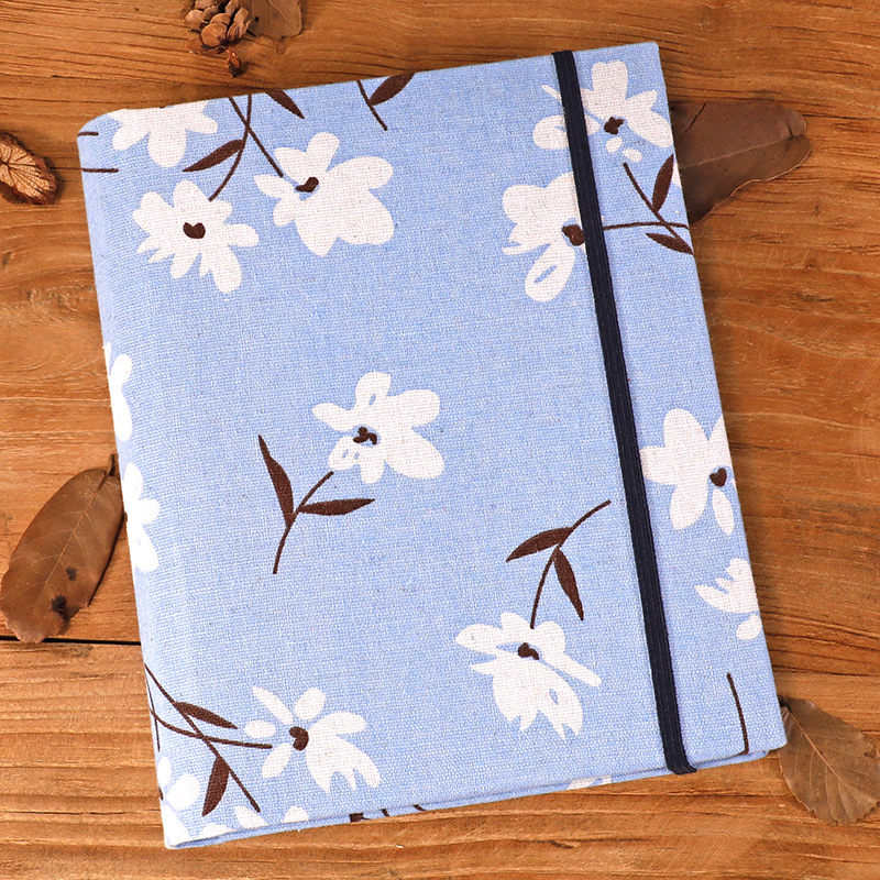 Linen Cover Photo Album – Creative Scrapbooking & Family Memory Storage