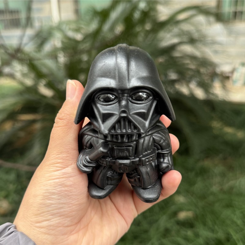 Zinc Alloy Crusher Professional Manual Herb Grinder & Portable Spice Mill for Kitchen & Travel