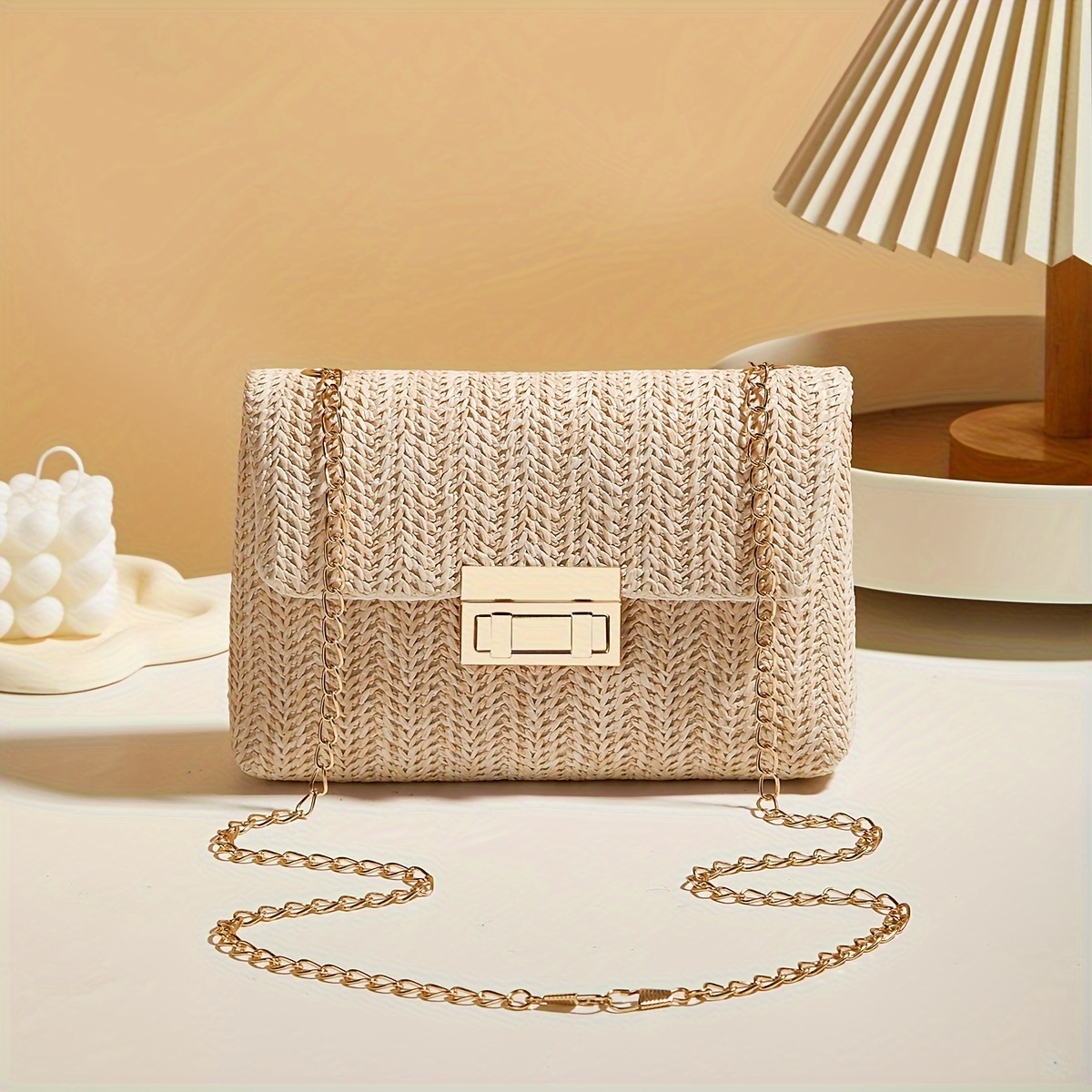 Solid Color Woven Straw Handwoven Women's Shoulder Bag, Fashion Crossbody Purse with Lock Closure, Stylish and Durable