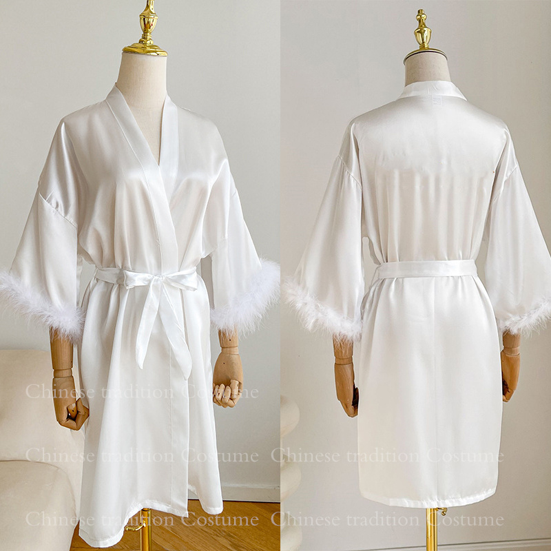 White Bride Wedding Robe with Feathers, Satin Peignoir Gowns, Sexy Bridesmids Kimono, Short Bridal Bathrobe