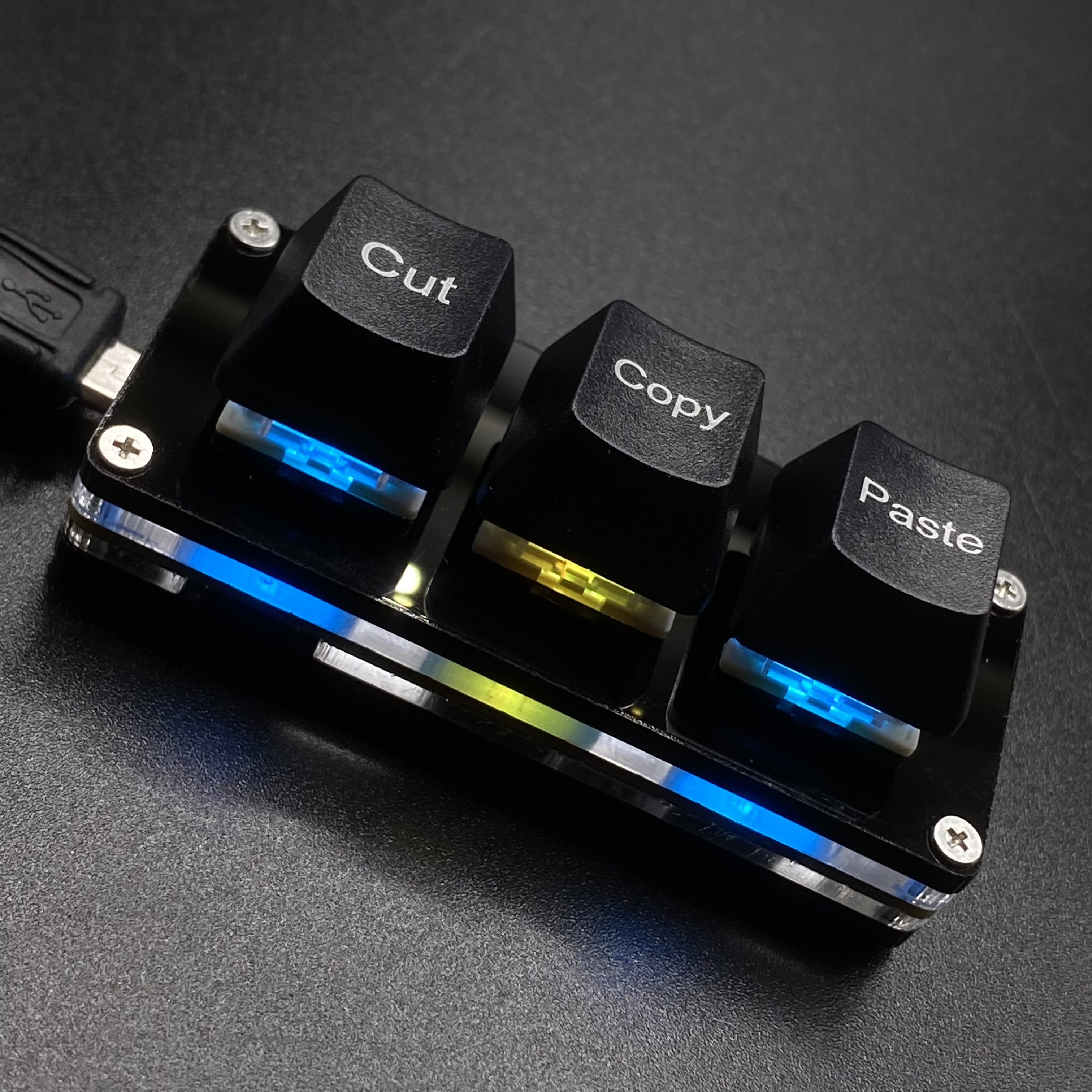 Mini 3 Key Programmable Mechanical Keyboard RGB Keypad | Inspire Uplift