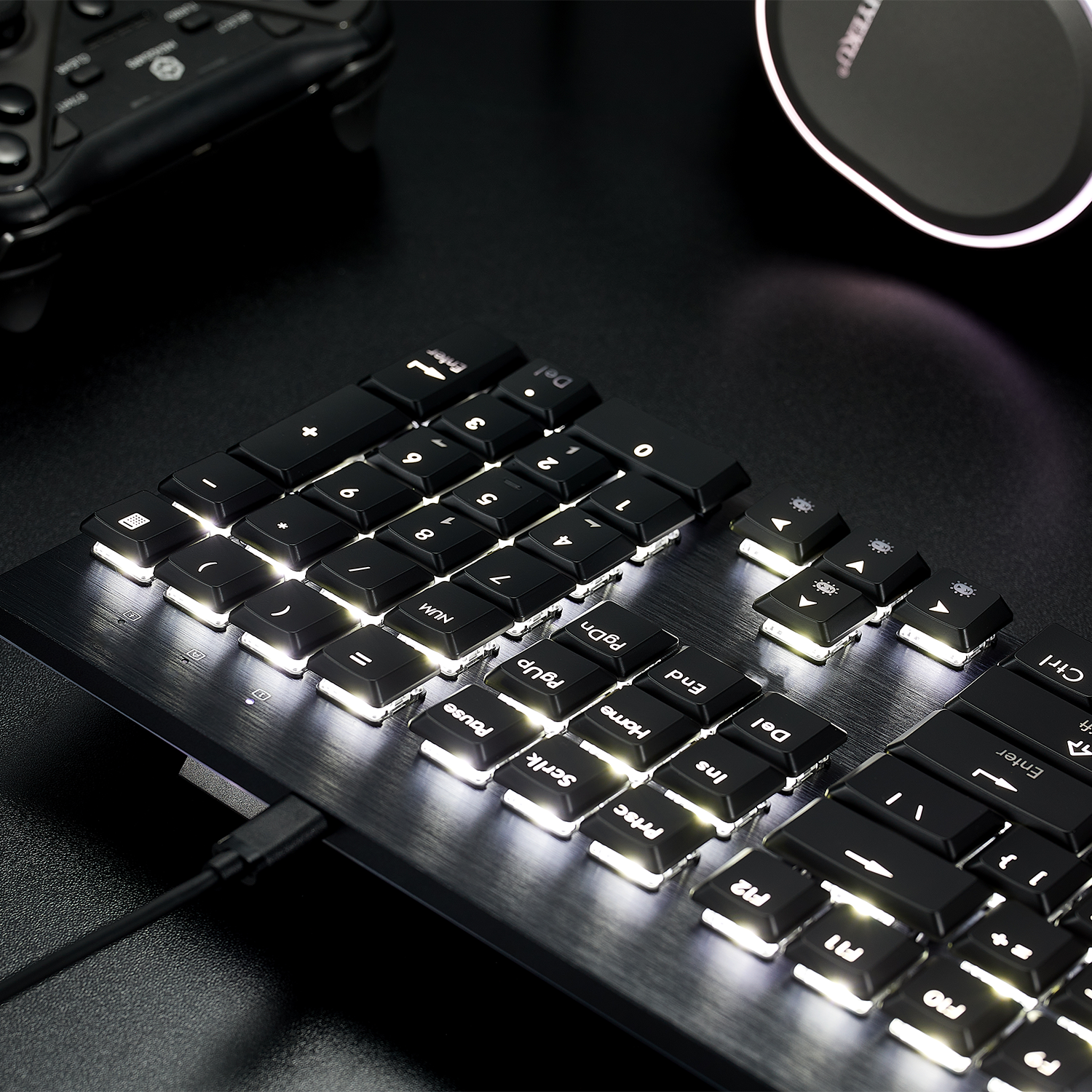 RGB Wireless Mechanical Keyboard with Kailh Low Profile Switch Bluetooth RGB Gaming Keyboard