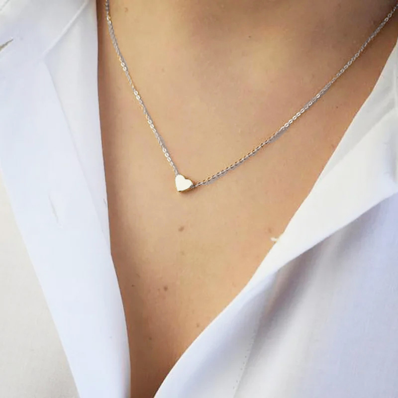 Minimalist Heart Necklace Dainty Love Pendant Necklace for Women