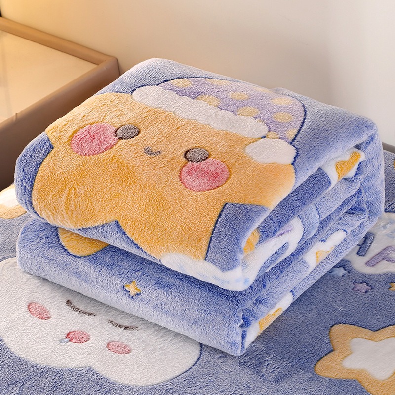 Cozy Flannel Throw Blanket with Strawberry Floral Print Soft Fleece, Machine Washable All Season Throw