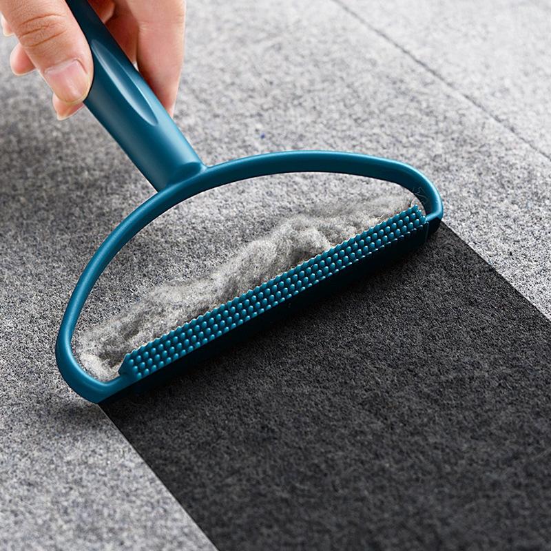Manual Lint Remover Brush for Wool Coats Sweaters and Pet Hair
