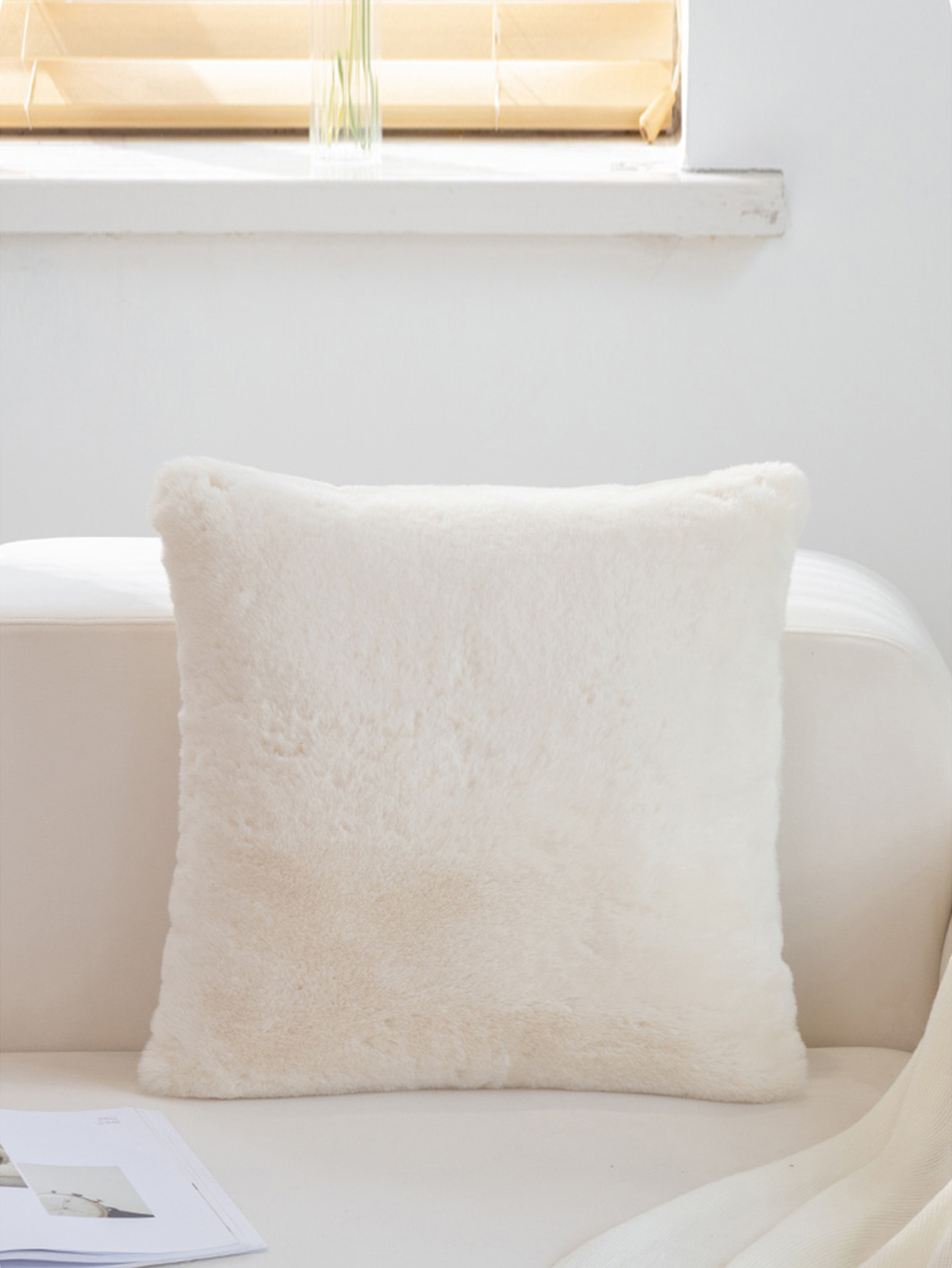 Luxury Faux Fur Pillow Cover Ultra Soft Plush Cushion Case for Sofa, Bed & Cozy Home Decor