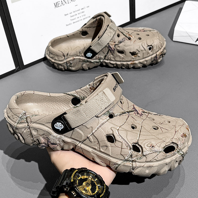 High Quality Men Slippers, Classic Anti-Slip Garden Shoes, Lightweight Casual Sandals, Fashionable Platform Shoes