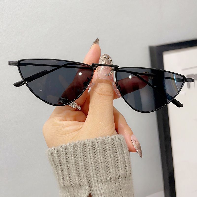 Fashion Metal Small Cat Eye Sunglasses for Women,Trendy Punk Style with Clear Ocean Lens, Hip Hop Sh