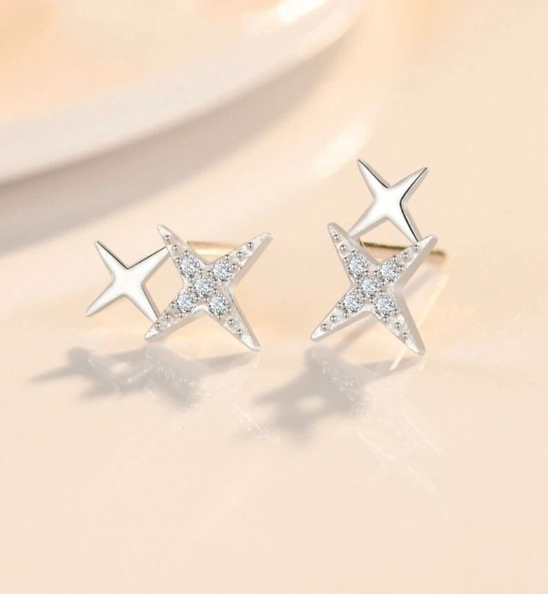 Simple Crystal Bling Stars Earrings for Women, Sterling Silver Studs, Fashionable and Elegant Jewelry