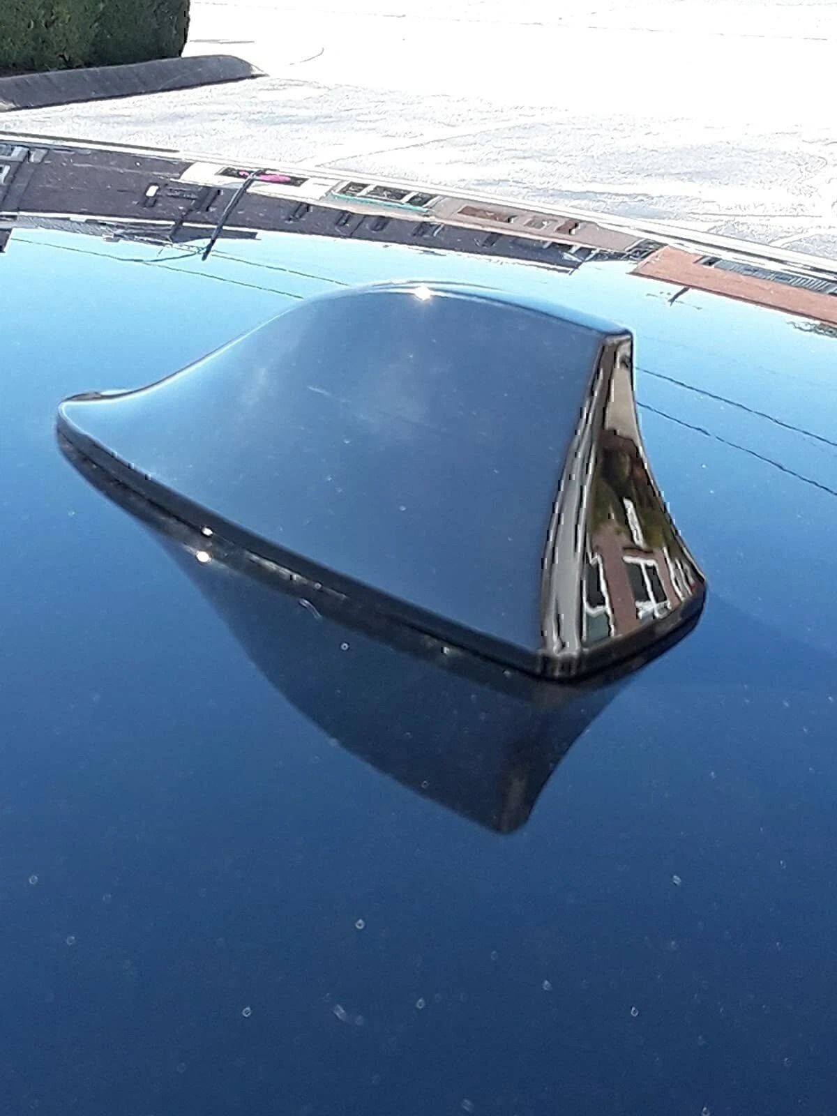 Universal Shark Fin Antenna Car Roof Antenna Cover AM/FM Waterproof for Cars SUV Truck
