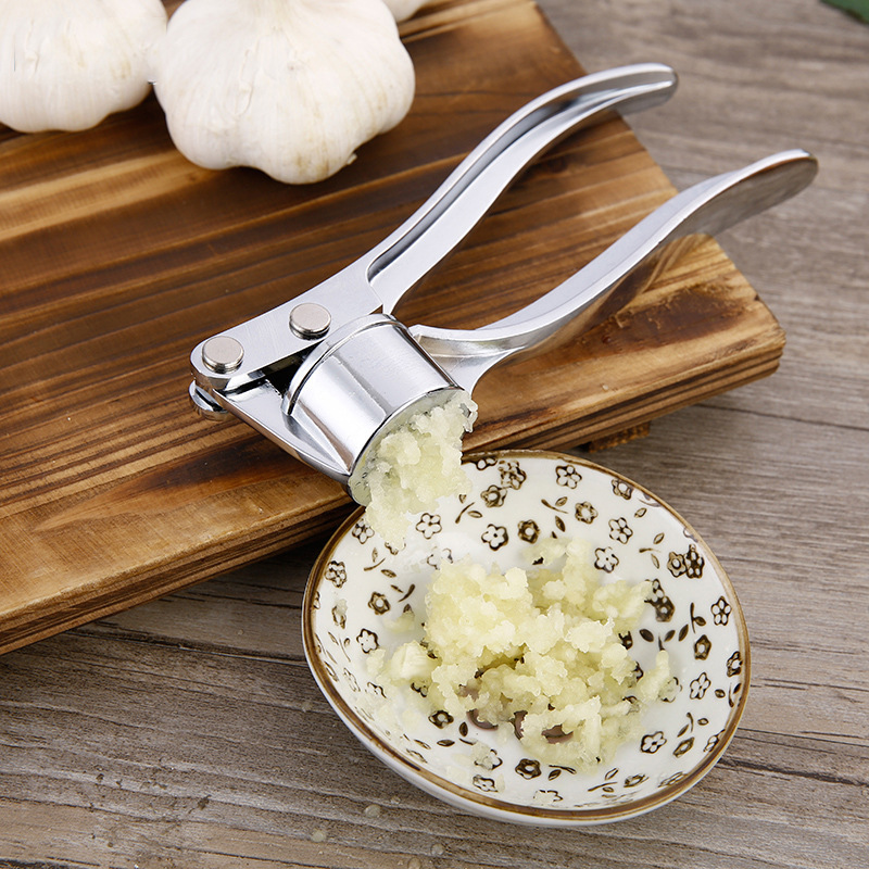 Stainless Steel Garlic Press and Ginger Mincer Heavy Duty Garlic Crusher Kitchen Tool