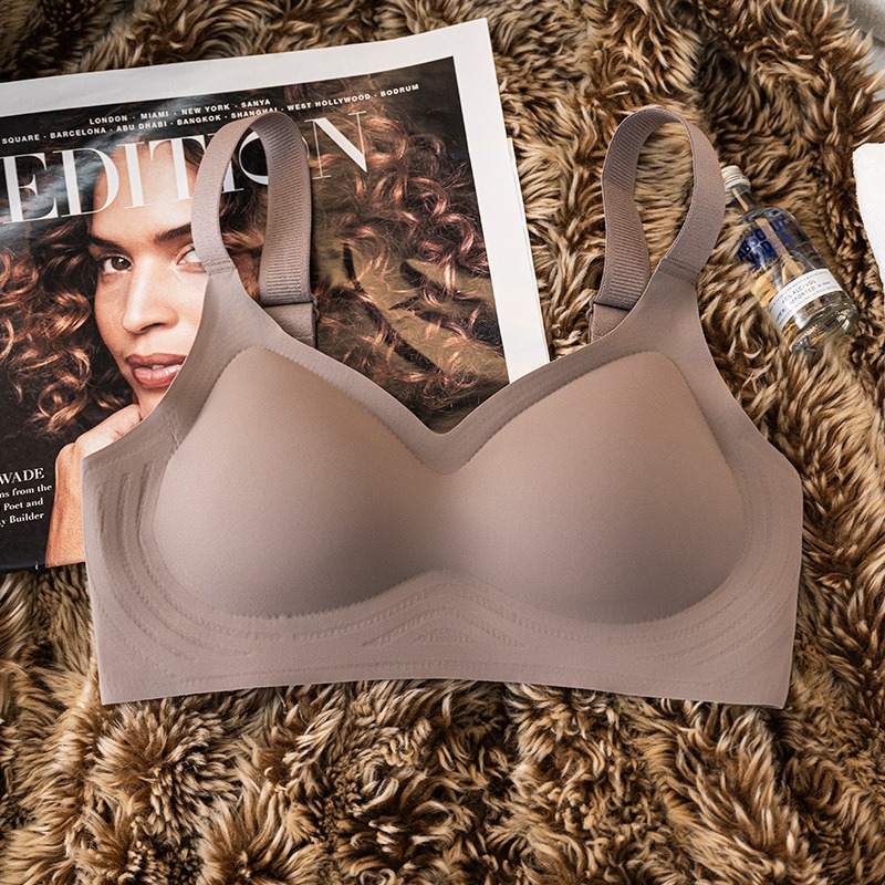 Push Up Seamless Bra Wide Adjustable Straps Plus Size Wireless Bra Comfort Lingerie