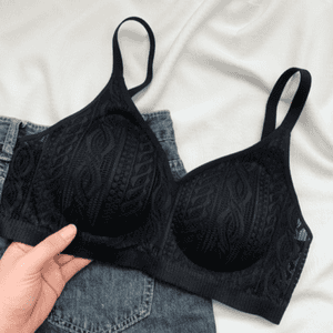 Wireless Lace Bra for Women – Seamless Support Push Up Bralette for Large Chest Comfort