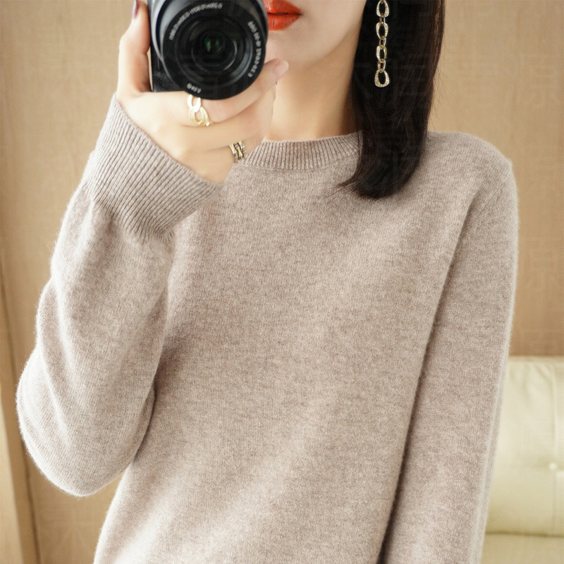 Autumn And Winter Cashmere Sweater Women Crew Neck Pullover, Casual Knitted Top, Short Undercoat Fashion Style