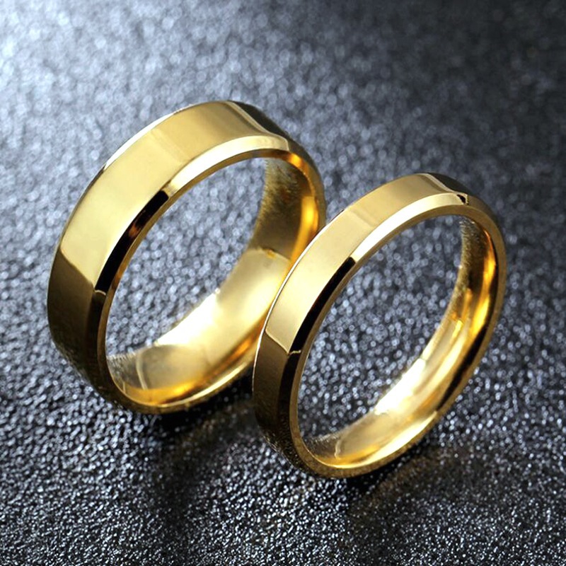 Smooth Stainless Steel Couple Rings, Gold Colour Simple Design, Wedding Jewelry for Women and Men, Engagement Gift Set