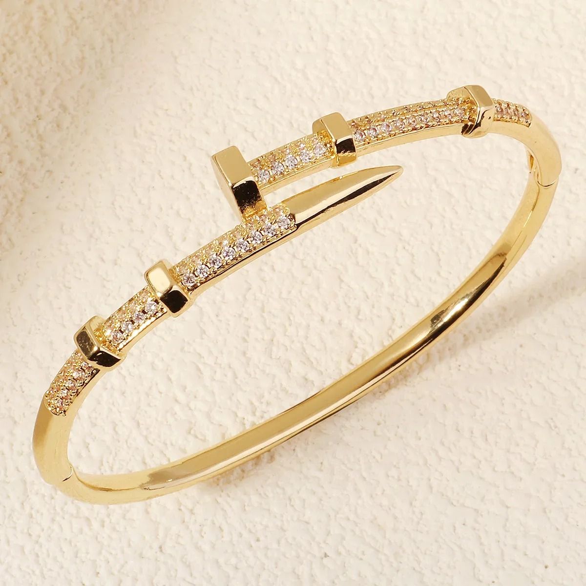 Elegant Zircon Nail Design Bracelet for Women