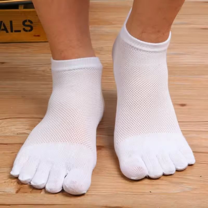 Breathable Five Toe Cotton Sports Socks for Men Moisture Wicking Athletic Socks