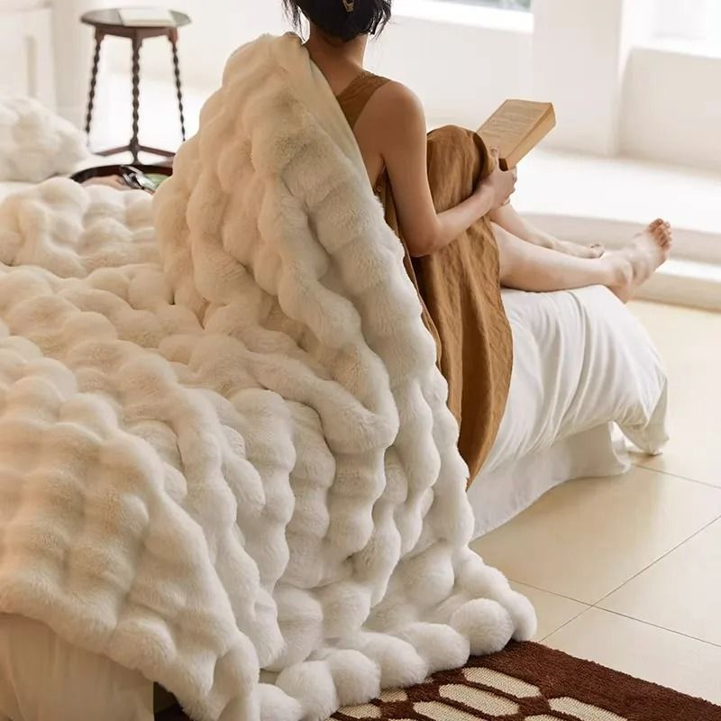 Super Soft Faux Rabbit Fur Bubble Throw Blanket