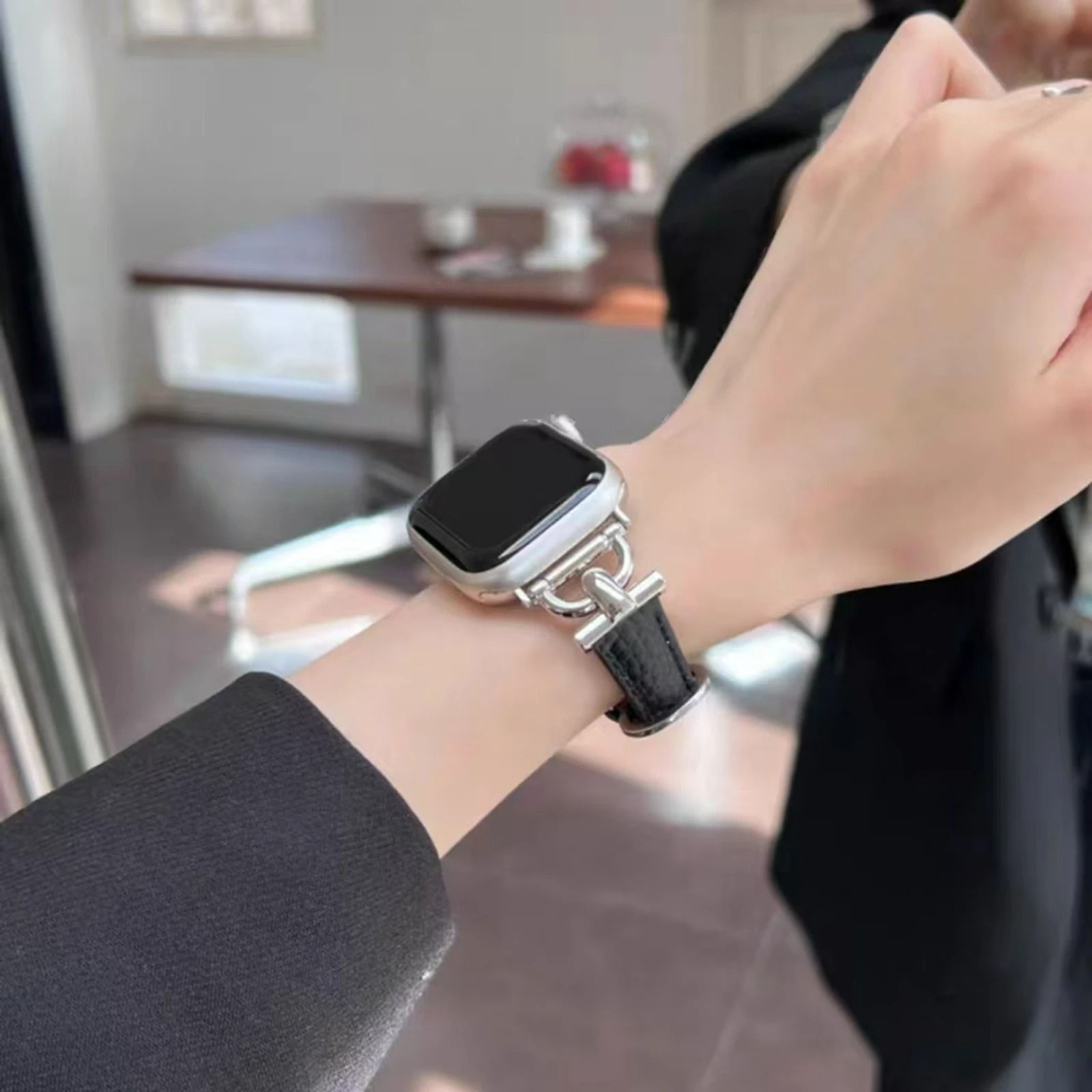 Fashion Leather Loop Watch Strap for Apple Watch Series 1 through 11 & Ultra